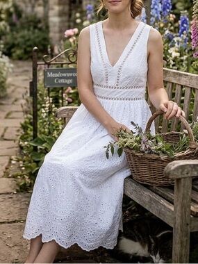 Flying tomato lace dress size L